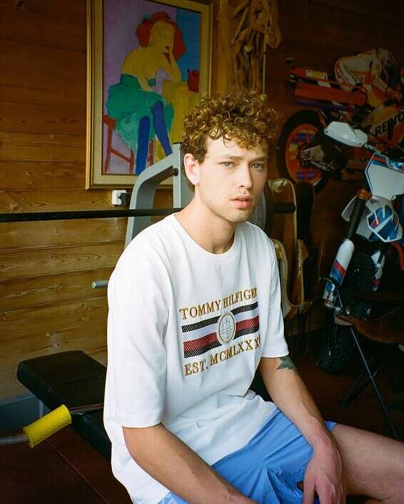 // צילום וקריאייטיב: סיימון אלמלם